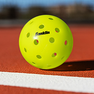 Franklin X-40 Core Outdoor pickleball